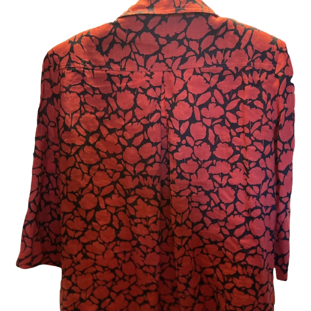 Vintage 1980’s Celine Linen Top With Shoulder Pads. 😍😍 - Picture 3 of 5